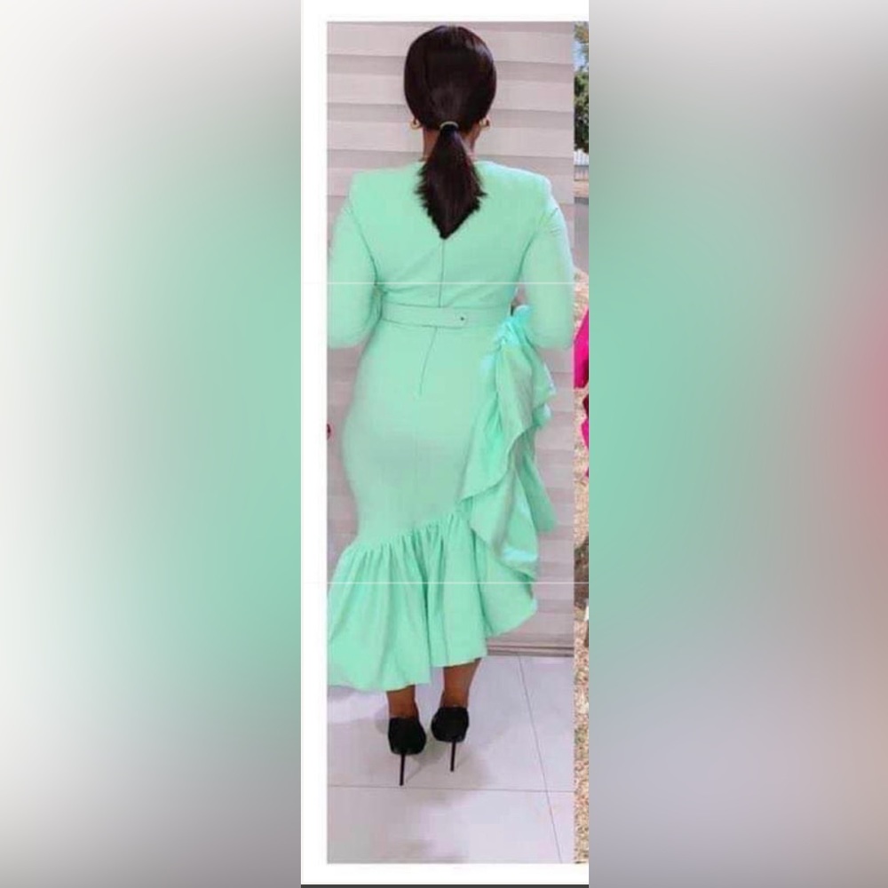 Ruffy Belted Dress in light green